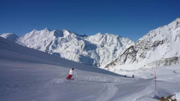 Hotel Moonlight Saas-Grund Zewnętrze zdjęcie